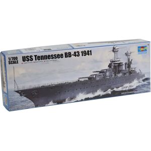 Maquette de bateau USS Tennessee BB-43 1941 - Échelle 1/700 Maquette de bateau USS Tennessee BB-43 1941 - Échelle 1/700