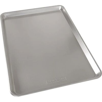 Nordic Ware Grande Plaque de Cuisson - Publicité Nordic Ware Grande Plaque de Cuisson - Publicité