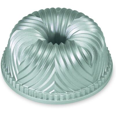 Nordic Ware Pro-cast Bavaria Bundt Pan - Baking Mould Nordic Ware Pro-cast Bavaria Bundt Pan - Baking Mould