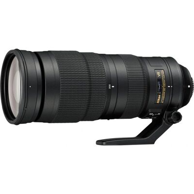 Nikon AF-S Nikkor 200-500mm f/5.6 E ED VR Nikon AF-S Nikkor 200-500mm f/5.6 E ED VR