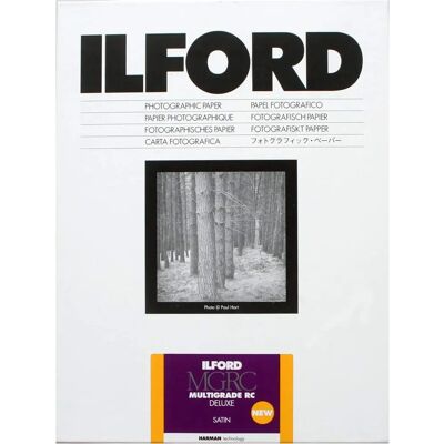 Carta Fotografica Resinata Satinata Ilford 17.8x24cm - 100 Fogli Carta Fotografica Resinata Satinata Ilford 17.8x24cm - 100 Fogli