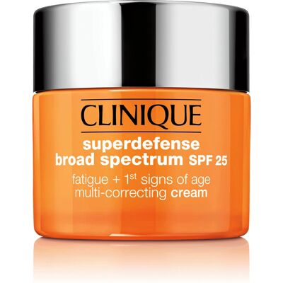 Clinique Superdefense Multi-Korrigerende Krem SPF 25 - Type 3-4 (50ml) Clinique Superdefense Multi-Korrigerende Krem SPF 25 - Type 3-4 (50ml)