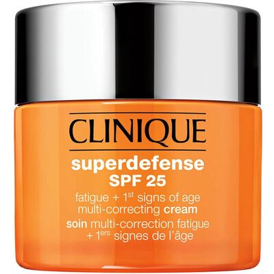 Clinique Superdefense SPF 25 Monitoimivoide vastainen väsymystä ja ensimmäisiä ikääntymisen merkkejä vastaan - Sekaiho rasvaisuudella 30ml Clinique Superdefense SPF 25 Monitoimivoide vastainen väsymystä ja ensimmäisiä ikääntymisen merkkejä vastaan - Sekaiho rasvaisuudella 30ml