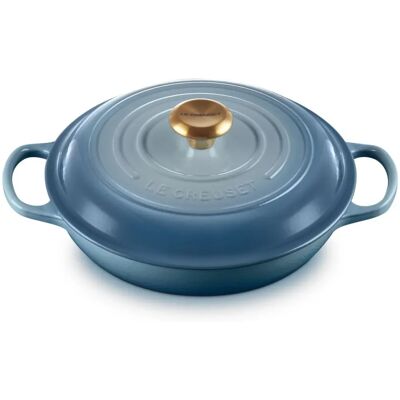Le Creuset Signature Cast Iron 26cm Shallow Round Casserole - Chambray Le Creuset Signature Cast Iron 26cm Shallow Round Casserole - Chambray