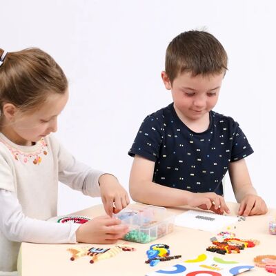 Hama Mini Perler 2000 stk braun - Bastelspielzeug Hama Mini Perler 2000 stk braun - Bastelspielzeug