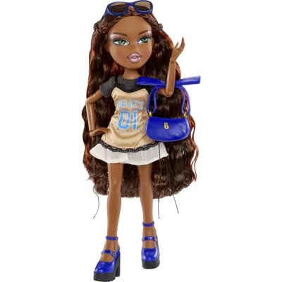 Bratz Sasha Stylin' Doll - Customisable Shirt & Accessories Bratz Sasha Stylin' Doll - Customisable Shirt & Accessories