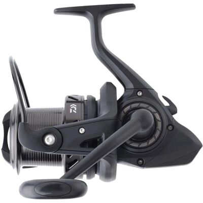 Daiwa Black Widow 25A - Fishing Reel - Compact, Lightweight, Durable Daiwa Black Widow 25A - Fishing Reel - Compact, Lightweight, Durable