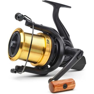Daiwa Emblem 45 SCW QD OT - Moulinet de Pêche - Publicité Daiwa Emblem 45 SCW QD OT - Moulinet de Pêche - Publicité