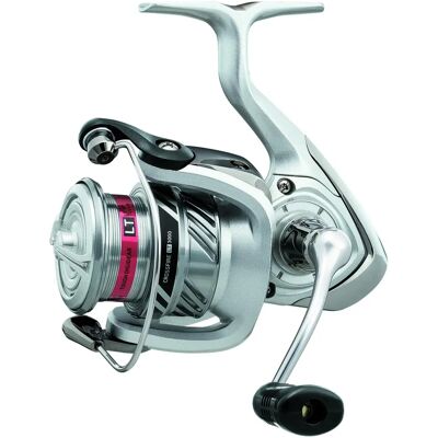 Daiwa Crossfire LT 3000-C - Moulinet de Pêche - Publicité Daiwa Crossfire LT 3000-C - Moulinet de Pêche - Publicité