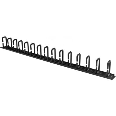 StarTech.com Vertikaler Kabel Organizer mit D-Ring - 20U - 3 Fuß. StarTech.com Vertikaler Kabel Organizer mit D-Ring - 20U - 3 Fuß.