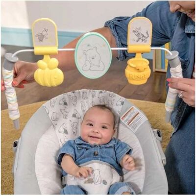 Balançoire pour bébé Winnie l'Ourson Disney Baby - Arche d'activités amovible - 0-6 mois - Publicité Balançoire pour bébé Winnie l'Ourson Disney Baby - Arche d'activités amovible - 0-6 mois - Publicité