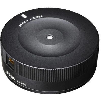 Kit Fotocamera Sigma con Dock USB - Nero Kit Fotocamera Sigma con Dock USB - Nero