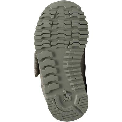 Chaussures de Sport Gris pour Bébé New Balance - Baby Sports Shoes - Publicité Chaussures de Sport Gris pour Bébé New Balance - Baby Sports Shoes - Publicité