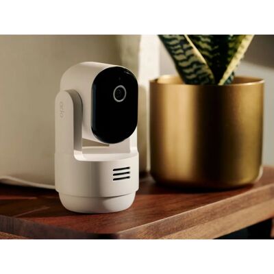 Arlo - Arlo Essential VMC3073 - 2K - PTZ IP caméra de sécurité - Publicité Arlo - Arlo Essential VMC3073 - 2K - PTZ IP caméra de sécurité - Publicité