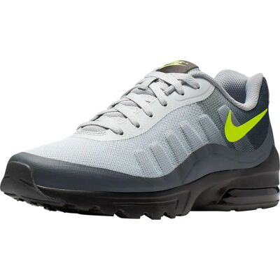 Nike Invigor Schuhe - Atmungsaktives Mesh, Max Air, Leicht Nike Invigor Schuhe - Atmungsaktives Mesh, Max Air, Leicht