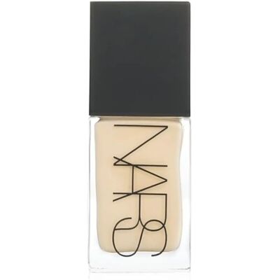 NARS Gobi Fondotinta Riflettente - Illuminante, Copertura Media NARS Gobi Fondotinta Riflettente - Illuminante, Copertura Media