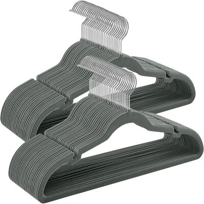 SONGMICS Modello CRF029B03 - Appendiabiti in velluto antiscivolo - 50 pezzi SONGMICS Modello CRF029B03 - Appendiabiti in velluto antiscivolo - 50 pezzi
