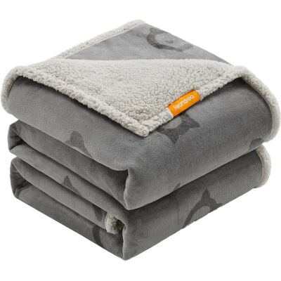 Feandrea Waterproof Dog Blanket - Sherpa Fleece - Reversible - Small Feandrea Waterproof Dog Blanket - Sherpa Fleece - Reversible - Small