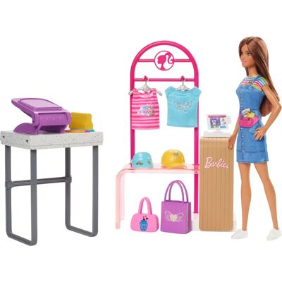 Barbie Make & Sell Boutique Spielset Mit Brünette Puppe, Folien Design Werkzeuge, Kleidung & Zubehör (HKT78) Barbie Make & Sell Boutique Spielset Mit Brünette Puppe, Folien Design Werkzeuge, Kleidung & Zubehör (HKT78)