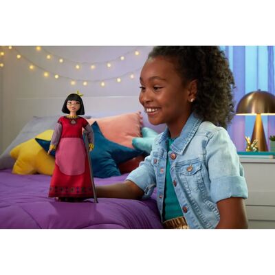 Mattel Disney Wish - Dahlia von Rosas (HPX24) Mattel Disney Wish - Dahlia von Rosas (HPX24)