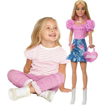 Mattel Barbie - Modèle HYT84 Poupée Blonde 71cm - Publicité Mattel Barbie - Modèle HYT84 Poupée Blonde 71cm - Publicité