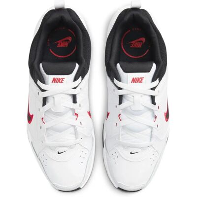 Nike Defy All Day Baskets - Durables, Respirants, Confortables - Baskets - Publicité Nike Defy All Day Baskets - Durables, Respirants, Confortables - Baskets - Publicité