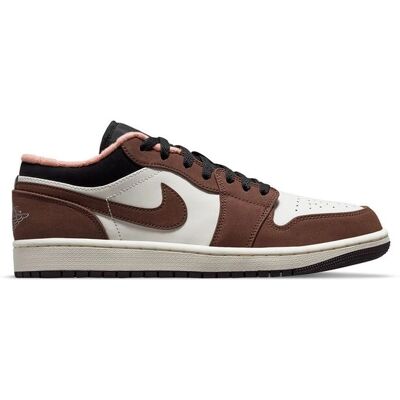 Nike Jordan 1 Low Mocha - Marron & Variantes - Baskets - Publicité Nike Jordan 1 Low Mocha - Marron & Variantes - Baskets - Publicité