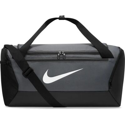 Nike Brasilia 9.5 (DM3976) - gri fier/negru/alb Nike Brasilia 9.5 (DM3976) - gri fier/negru/alb