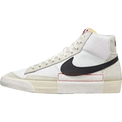Nike Vita Blazer Mid '77 Vintage Sneakers Nike Vita Blazer Mid '77 Vintage Sneakers