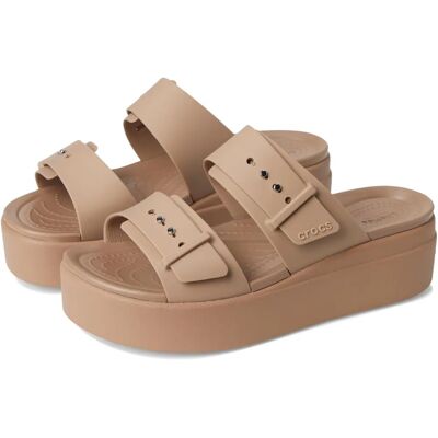 Crocs Brooklyn Lowwedge Sandalen golden Crocs Brooklyn Lowwedge Sandalen golden