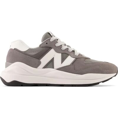 New Balance M5740VPB Chaussures Homme Gris Toute l'année - Sneakers - Publicité New Balance M5740VPB Chaussures Homme Gris Toute l'année - Sneakers - Publicité