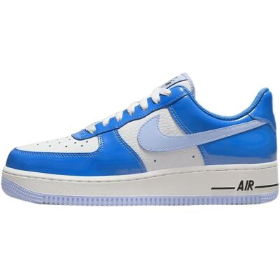 Nike Air Force Sneakers Bleues - Homme - Publicité Nike Air Force Sneakers Bleues - Homme - Publicité