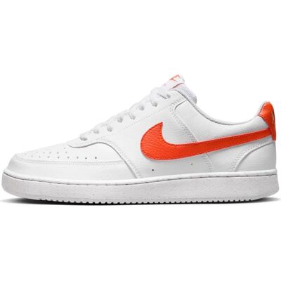 Nike Baskets Blanc/Rouge - Style Basketball - Sportswear - Publicité Nike Baskets Blanc/Rouge - Style Basketball - Sportswear - Publicité