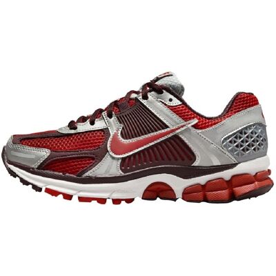 Nike Vomero 5 Mystic Red - Kvinders Sneakers, UK 8.5W / EU 43 / US 11W Nike Vomero 5 Mystic Red - Kvinders Sneakers, UK 8.5W / EU 43 / US 11W