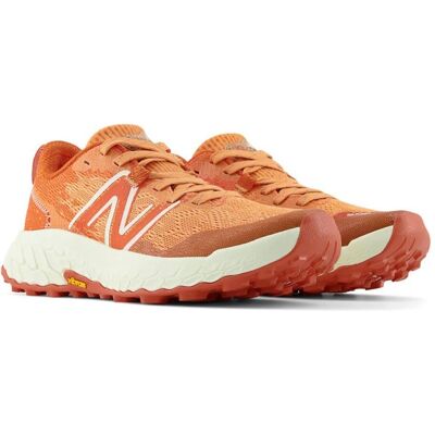 Chaussures de trail orange New Balance WTHIER7OB - Femmes toute l’année - Publicité Chaussures de trail orange New Balance WTHIER7OB - Femmes toute l’année - Publicité