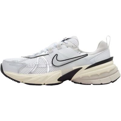 Nike V2K Run Summit Blanc Argenté - Chaussures de course - Publicité Nike V2K Run Summit Blanc Argenté - Chaussures de course - Publicité