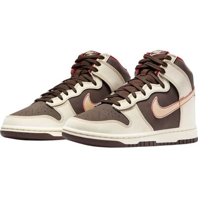 Nike Dunk High Retro SE Marron - Baskets en Cuir - Chaussures de Sport - Publicité Nike Dunk High Retro SE Marron - Baskets en Cuir - Chaussures de Sport - Publicité