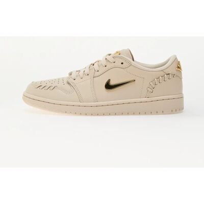 Air Jordan Legend Lt Brown/Gold - Sneakers Air Jordan Legend Lt Brown/Gold - Sneakers