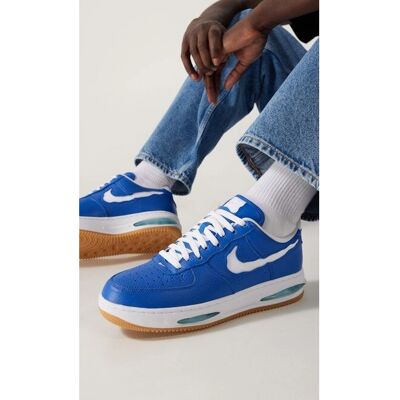 Nike - Air Force 1 LV8 - Bleu - Cuir - Shoes - Publicité Nike - Air Force 1 LV8 - Bleu - Cuir - Shoes - Publicité