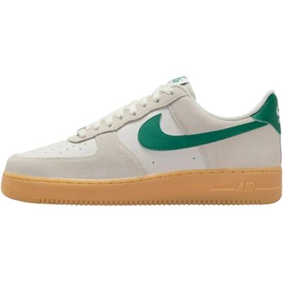 Nike Air Force 1 '07 LV8 Malachite - Baskets - Publicité Nike Air Force 1 '07 LV8 Malachite - Baskets - Publicité