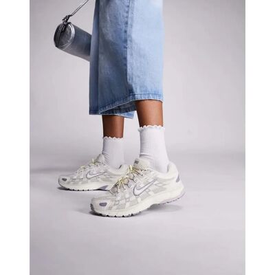 Nike W P-6000 Prm - Mesh, Polstring, Retro Sneakers - Sneakers Nike W P-6000 Prm - Mesh, Polstring, Retro Sneakers - Sneakers