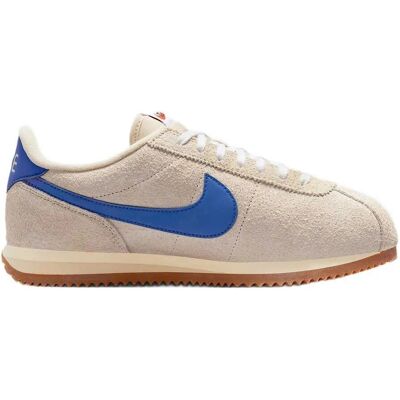 Nike Cortez Marron - Baskets Vintage - Publicité Nike Cortez Marron - Baskets Vintage - Publicité