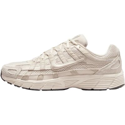 Nike P-6000 Baskets Marron - Publicité Nike P-6000 Baskets Marron - Publicité