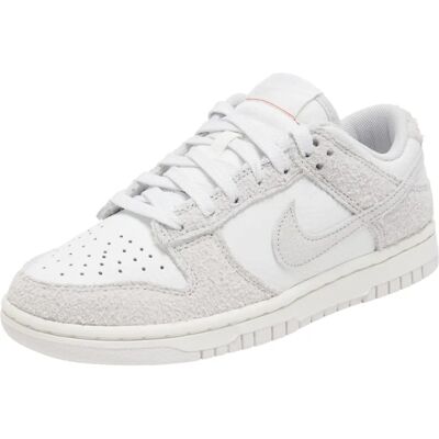 Nike W Dunk Low Summit White/Photon Dust - Baskets - Publicité Nike W Dunk Low Summit White/Photon Dust - Baskets - Publicité