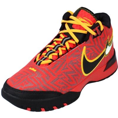 Nike LeBron Red Sneakers - Lightweight Support - Sneakers Nike LeBron Red Sneakers - Lightweight Support - Sneakers