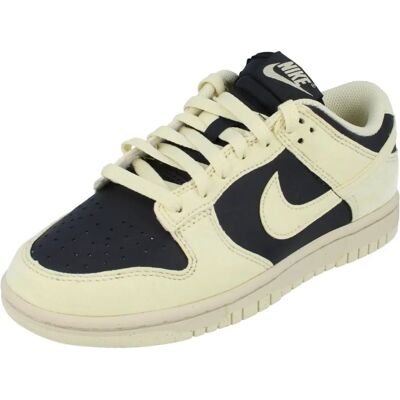 Nike Dunk Damen Sneaker - Schwarz - Größe 36 - Vintage Stil Nike Dunk Damen Sneaker - Schwarz - Größe 36 - Vintage Stil