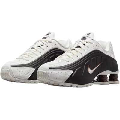 Zapatillas unisex Nike W Shox R4 - Sail/ Sail-Negro-Marrón - 36 Zapatillas unisex Nike W Shox R4 - Sail/ Sail-Negro-Marrón - 36