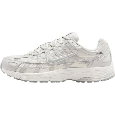 Nike P-6000 Se Summit White/ Wolf Grey - Sneakers Nike P-6000 Se Summit White/ Wolf Grey - Sneakers