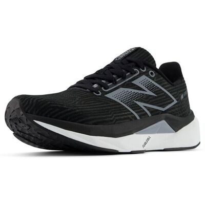 Chaussures de course noires New Balance WFCPRV5 - Running Shoes - Publicité Chaussures de course noires New Balance WFCPRV5 - Running Shoes - Publicité