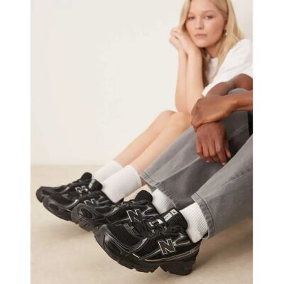 New Balance U740BM2 - Chaussures de course absorbant les chocs - Sneakers - Publicité New Balance U740BM2 - Chaussures de course absorbant les chocs - Sneakers - Publicité